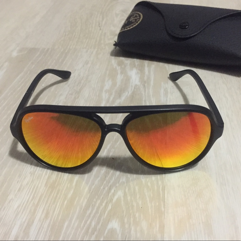 Ray-Ban Cats 500 Sunglasses
